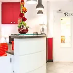 Hotell Notre Dame De France