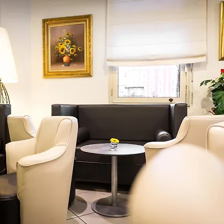 Notre Dame De France 호텔 3*