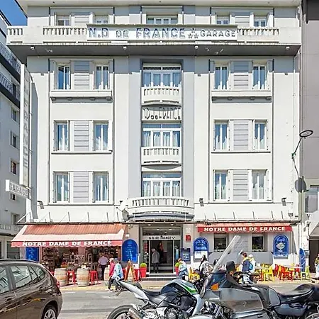 法国圣母院酒店 卢德
