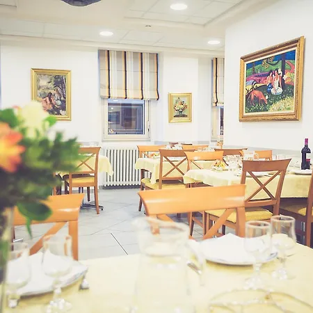 Notre Dame De France 3* 루르드