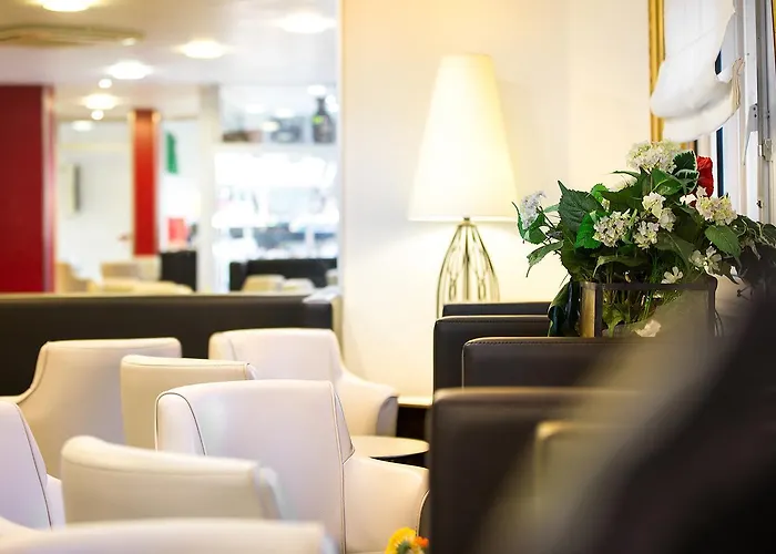 Hotel Notre Dame De France 3*