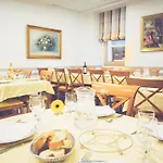 Notre Dame De France Hotel 3*