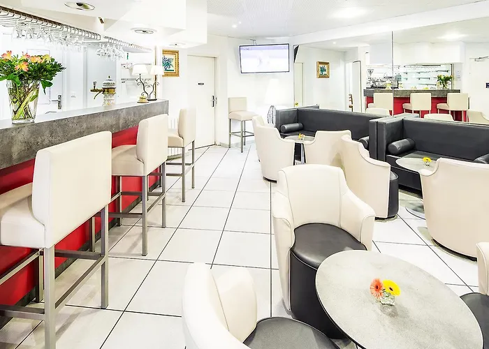 Notre Dame De France Hotell 3*